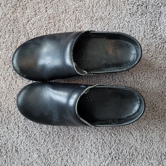 Used Dansko non-slip clog size 39 - Picture 6 of 6
